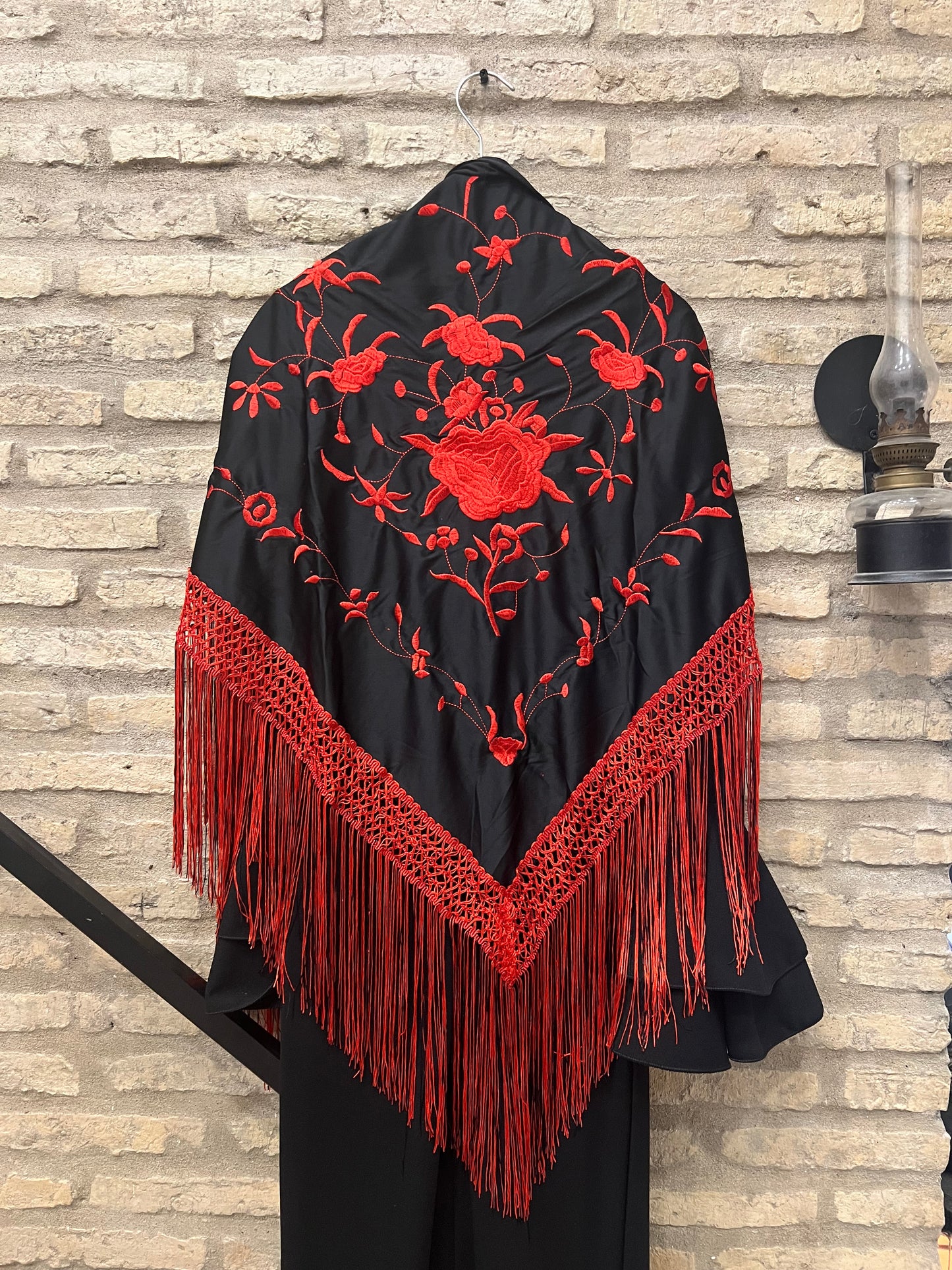 Mantoncillo Clavel (doble fleco)