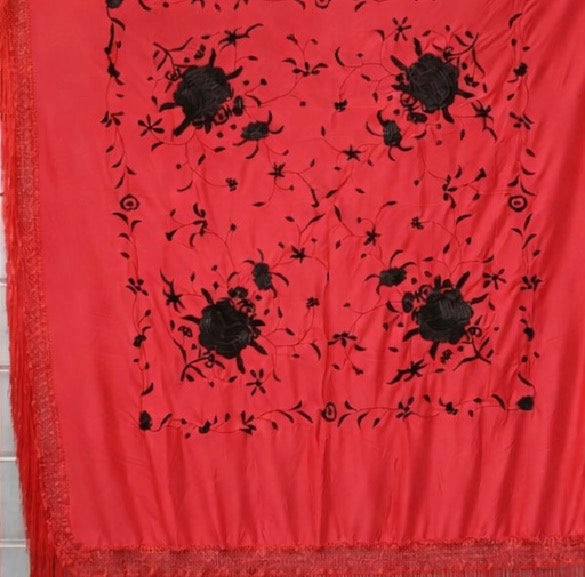 Mantoncillo cuadrado rojo
