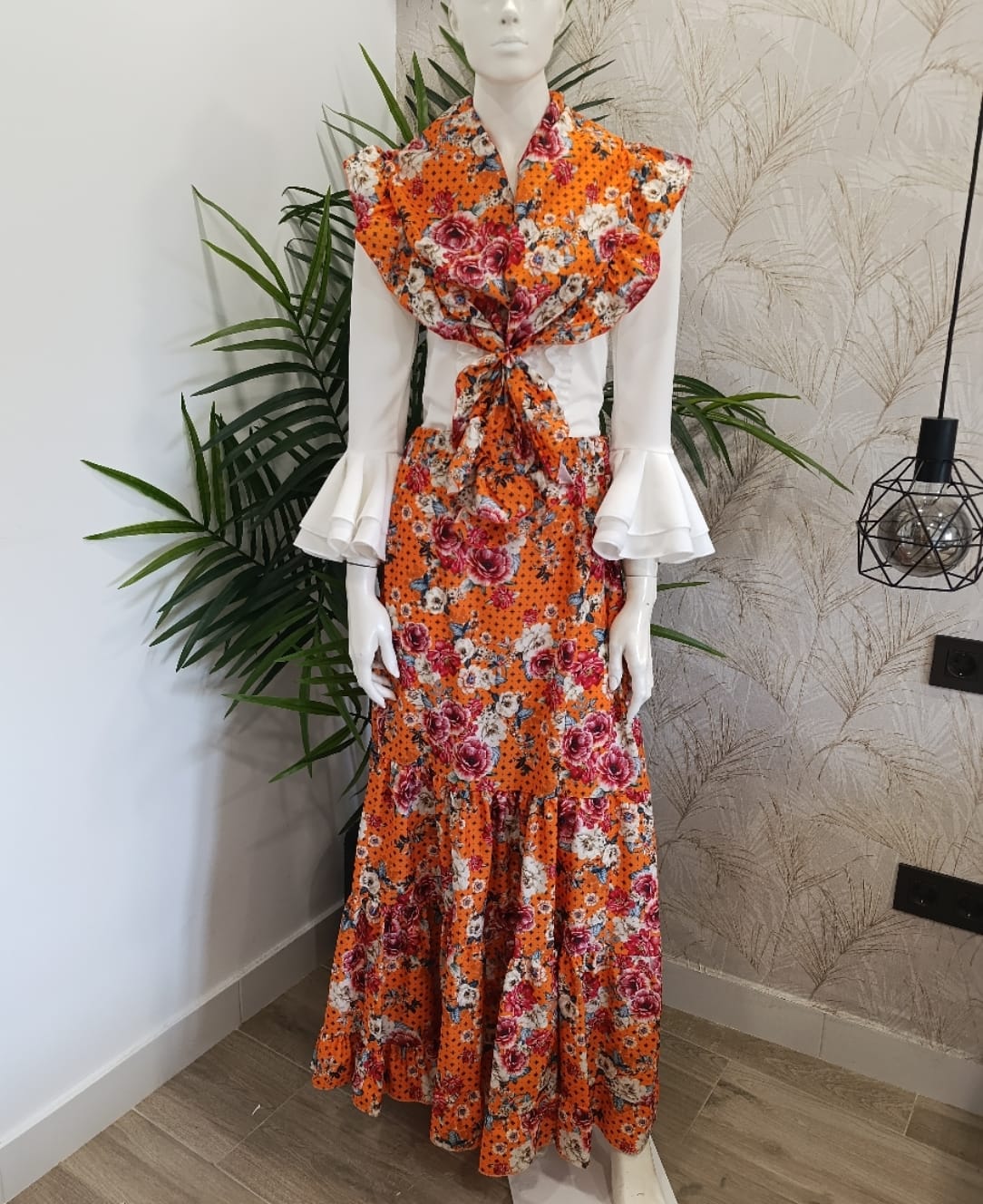 Falda y piquillo flores