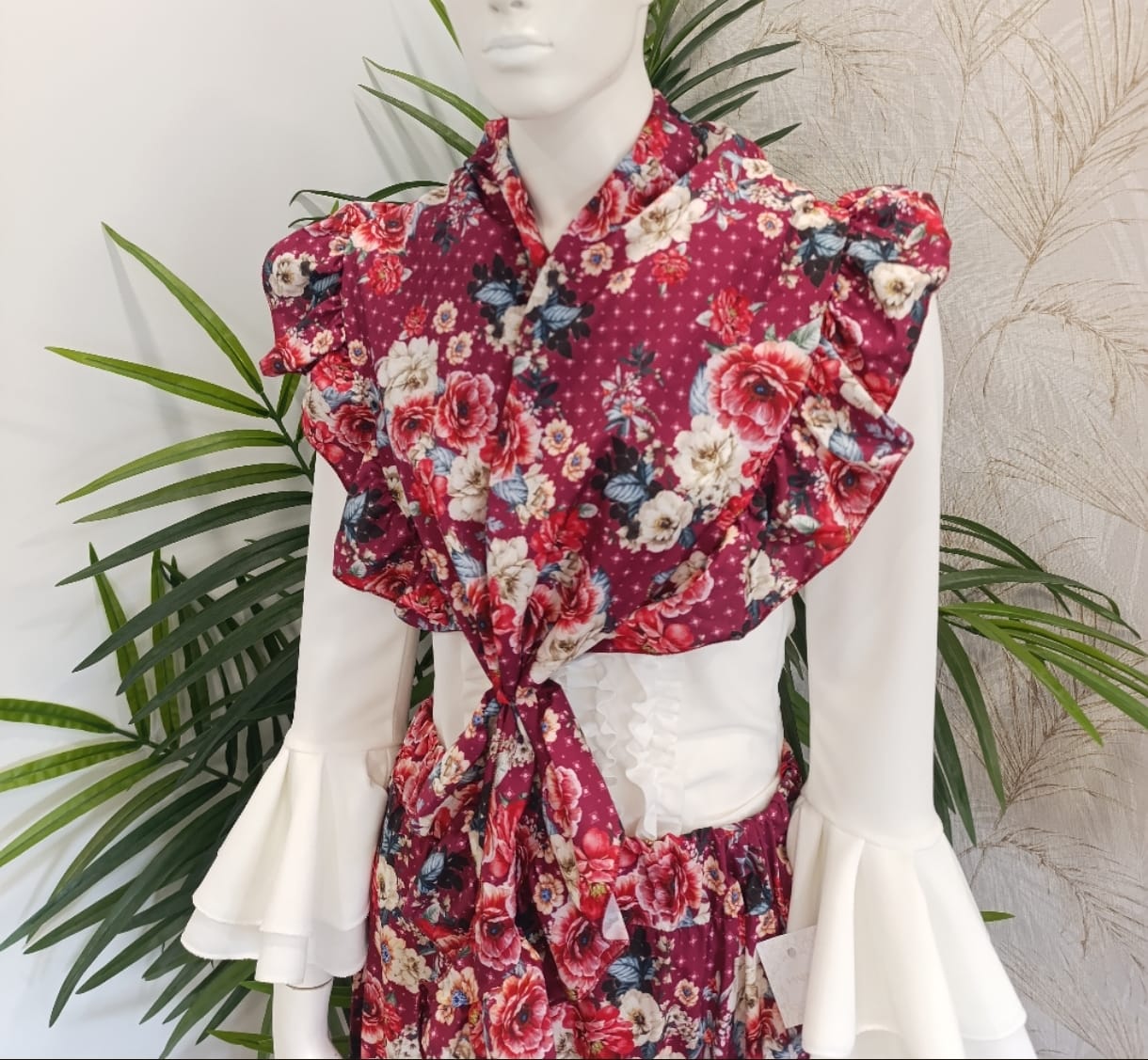 Falda y piquillo flores